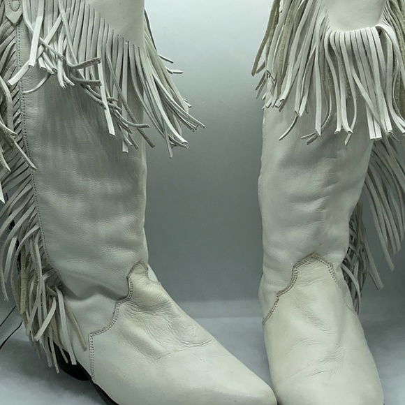 Vintage 1980s Dingo white leather fringe cowboy boots Size 6.5 - Picture 1 of 16